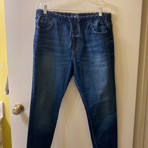 Men’s Hollister skinny jogger jeans